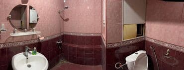 əmircanda evler: Ev şeherin prestij rayonu olan 8mkr da Corc Enesko parkının yanında — 3