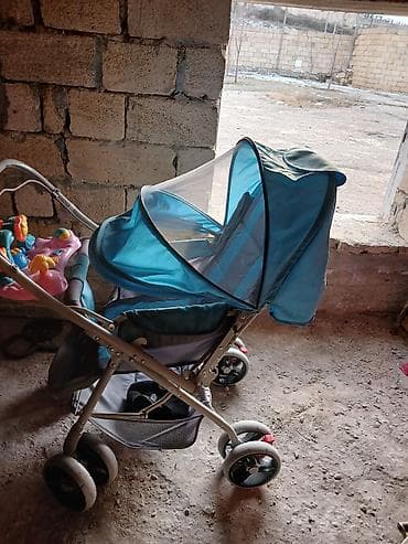 Klassik gəzinti arabası