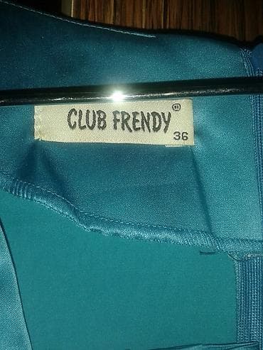 Sviterlər: Don atlas. çoox qeşeng rengi var. Sekilde başqa cür düşür. 36 beden — 3