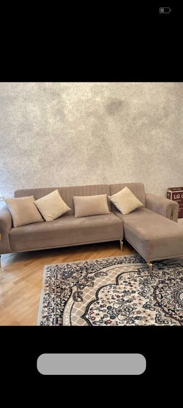 i̇şlənmiş divanlar: Künc divan, İşlənmiş — 1