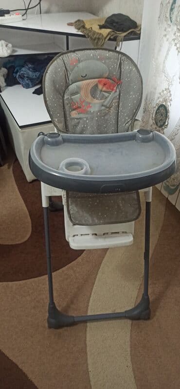 Manejlər: Uşaq yemək stulu - Rəng: boz-ağ kombinasiyası, oturacaqda balina və — 2