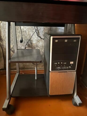 Kompüter və noutbuk aksesuarları: LG brendindən olan bu kompüter monitoru minimal dizaynı ilə istənilən — 6