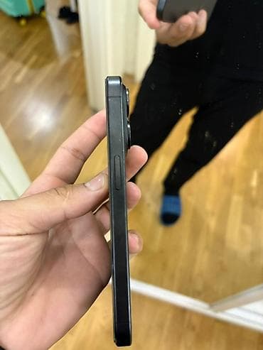 iphone 15 pro qiymet: IPhone 15 Pro, 128 GB, Black Titanium, Face ID — 3