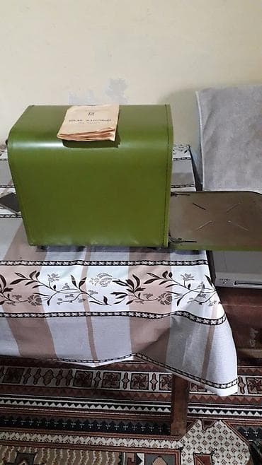 dilimleme aparatı: Məhsul: Sovet istehsalı mexaniki çörək kəsən (dilimləyən) aparat — 1