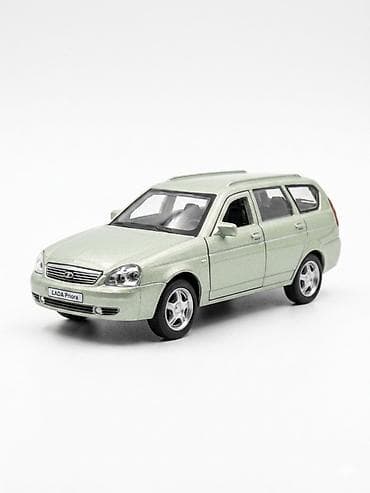 panda tortlari: LADA Priora universalı miqyaslı model avtomobil - Realistik detal — 1