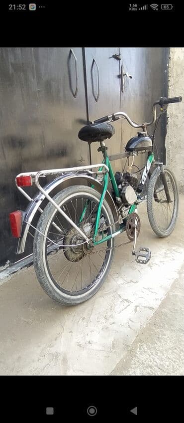 Motorlu velosiped – pedallı və benzinlə işləyən hibrid nəqliyyat