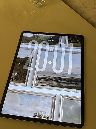 apple ipad: Qutusu var, 94% pil, dəyişilməyib. Üstündə adapter verilir, az — 4