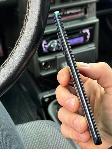 Samsung Galaxy A51, 128 GB, Barmaq izi — 4