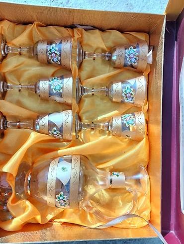 force acar desti: Qızılı naxışlı şüşə dəst – karaf + 6 qədəh - Brend: Duchess (qutunun — 1