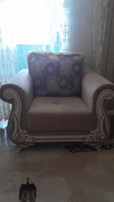 taxt carpayi: İşlənmiş, Klassik divan, Divan — 4