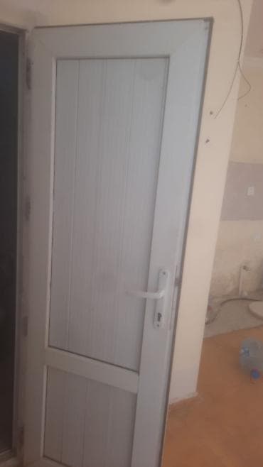 Ağ rəngli plastik (PVC) qapı - Material: PVC profilli, içi panelli - — 3