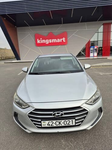 Hyundai Avante: 1.6 l | 2016 il Sedan