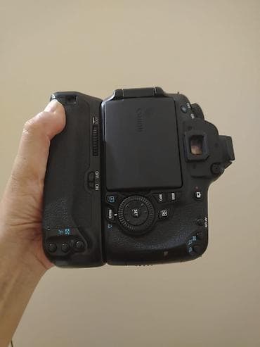 eos 60d: Canon 60 de 
baterya qirib 
çantası . 20.ka probeqi var — 3