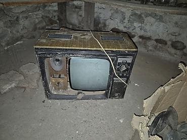 Kolleksiya üçün müxtəlif köhnə məişət və texnika əşyaları - Avtomobil — 5