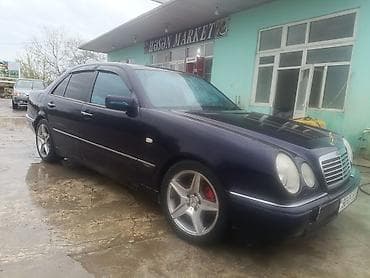 ceşka mersedes: Mercedes-Benz E-Class: 2.3 l | 1995 il Sedan — 1