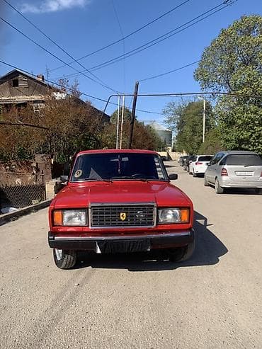 tap.az vaz 2102: VAZ 2107 sedan Salam mawin ideal vezyetdedi hecbir problemi yoxdu otur — 1