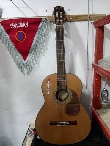 Klassik gitara, Fender