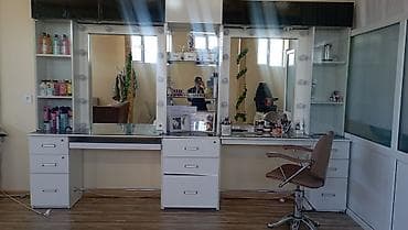 Gözəllik salonu üçün iki postlu vizaj və saç düzümü iş stansiyası -