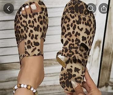 Qadın üçün leopar naxışlı sandal - Dizayn: Açıq burunlu, yan