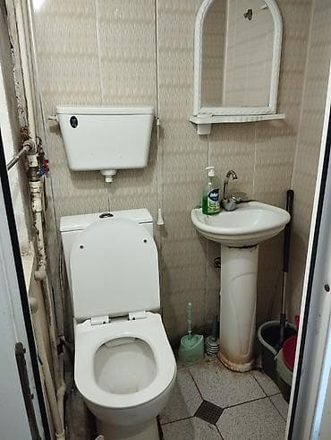 1 otaqli kohne binada ev: 1 otaqlı mənzil – Köhnə tikili - Binanın növü: 5 mərtəbəli daş bina - — 5