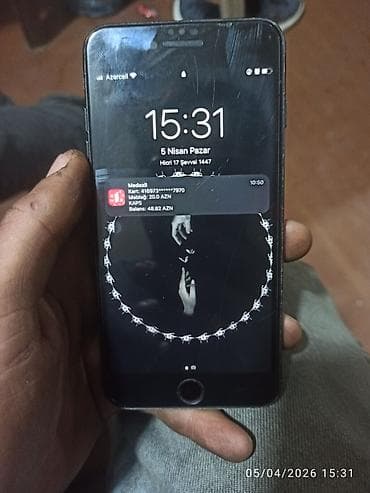 iphone 7 barter: IPhone 7 Plus, 128 GB, Qara, Barmaq izi — 7