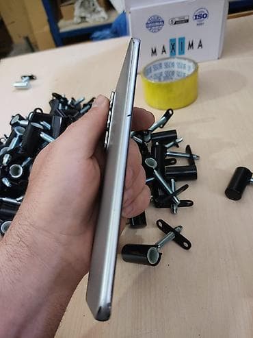 macbook pro m3: Infinix Hot 60 Pro+, 256 GB, rəng - Gümüşü, Sensor — 3