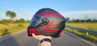 Motosiklet dəbilqəsi – AXK tam üzlü model - Korpus: aerodinamik tam