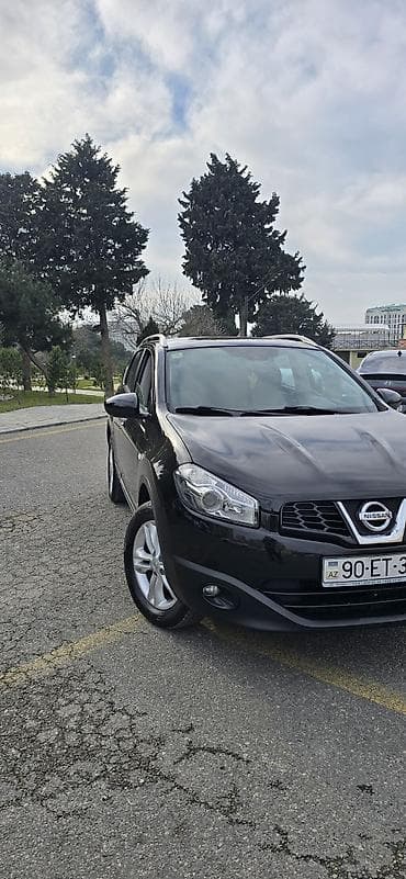 teker satsi: Nissan Qashqai+2: 2 l | 2012 il — 1