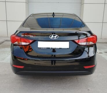 kia forte 2017: Hyundai Elantra: 1.8 l | 2015 il Sedan — 2