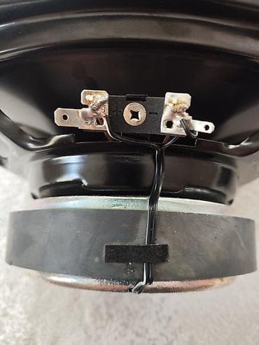 Avtomobil və ya ev audio sistemləri üçün dinamik (subwoofer/woofer)