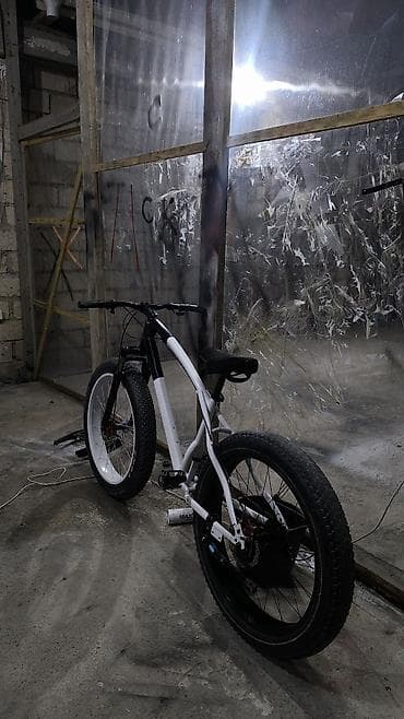 Fat bike (enli təkər velosiped)