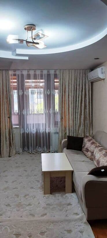 binədə ev: Bakı, 2 otaqlı, Köhnə tikili, m. Neftçilər, 45 kv. m — 1