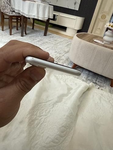 ipon: IPhone SE 2020, Ağ — 5