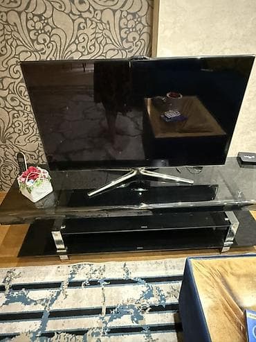 tv 107 ekran: Samsung LED televizor, diaqonal təxminən 46–50”. Qara, nazik çərçivəli — 3