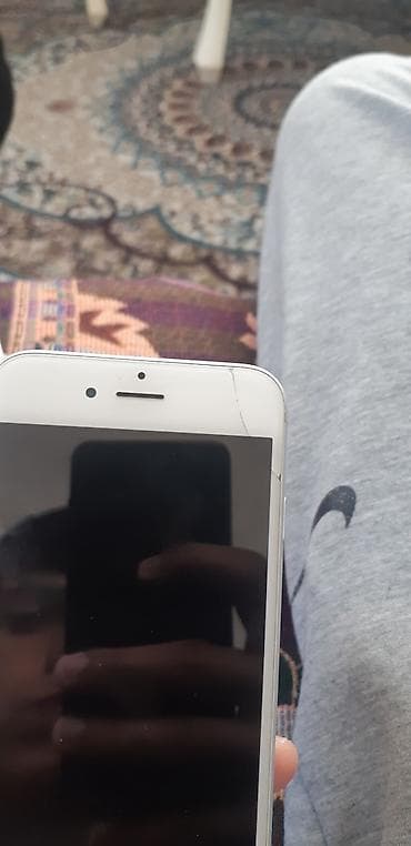 2 ci el ipad: IPhone 6, 16 GB, Space Gray, Barmaq izi — 4