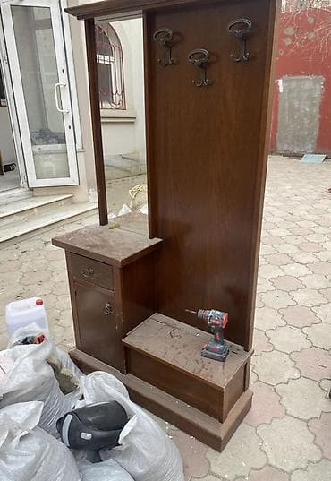 1 qapı, Güzgülü, Qəhvəyi, Digər material, Açılan, Düz dolab