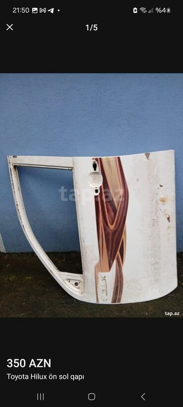 Sol ön, Toyota Hilux