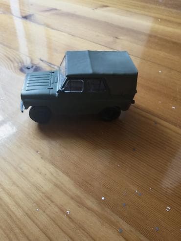 hunter uaz: Kolleksiya üçün model avtomobil – UAZ 469 (hərbi/off-road versiya) — 1