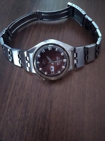 saat gence: Qol saatı, rəng - Qırmızı — 1