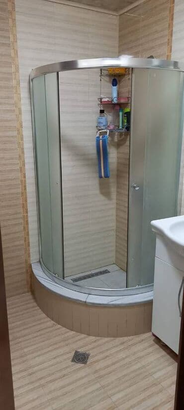 6 cı mikrorayon sumqayıt: Bakı, 3 otaqlı, Köhnə tikili, 65 kv. m — 5