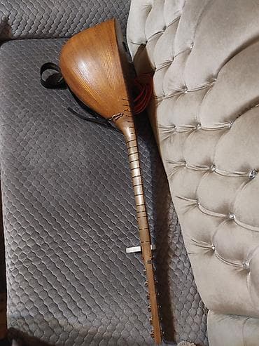 valencia gitara: Salam,Saz Usta Rizvanin el işidir 11 ilindir.özüm üçün xüsusi — 4