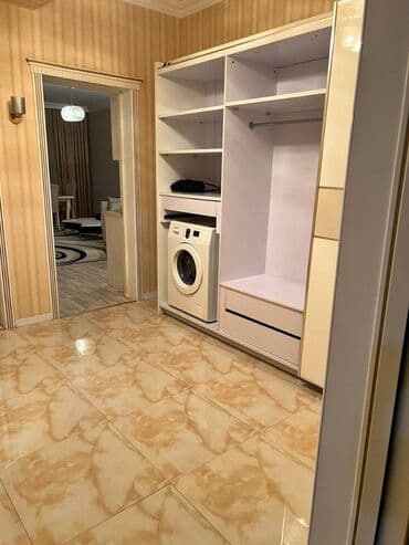 nərimanovda köhnə tikili evlər: Nərimanov metrosunnan əyaq ilə 5 dəqiqə məsafədə 22 mərtəbəli binanın — 5