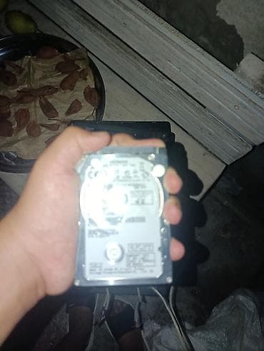radiator islenmis: Sərt disk (HDD) Hitachi, 480 GB, 5400 RPM, 1.8", İşlənmiş — 3