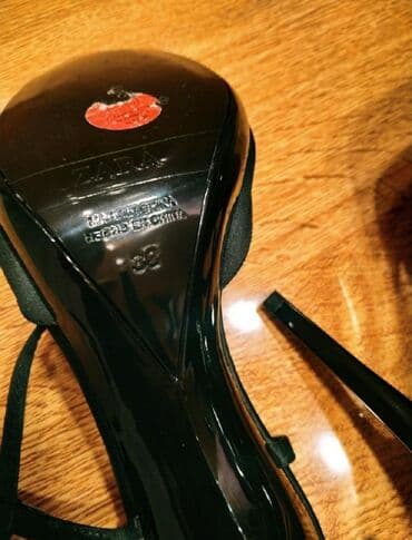 şnurlu qadın mokasinləri: Tuflilər, Zara, Ölçü: 37, rəng - Bej, İşlənmiş — 13