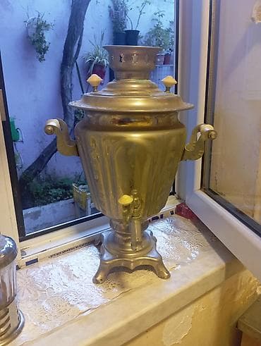samovar 5l: Klassik metal samovar elektrik. qədim. LATUN unvani Əmircan - — 2