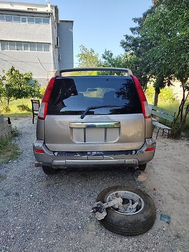 nissan pikab: Nissan X-Trail 2001. 260000 km. Yeni qəza keçirib, mator və karopka — 2
