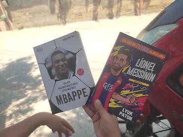 Kitablar və jurnallar: Məhsul: Futbol mövzulu iki kitab dəsti 1) “Balaca Macərapərəstlərlə — 2