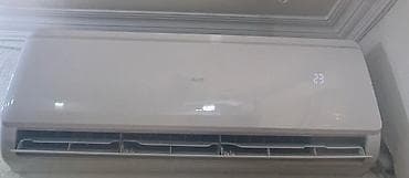 AUX-i 90- 100 kv . 800 manat . Əla vəziyyətdə çox az işlənib .1400 — 1