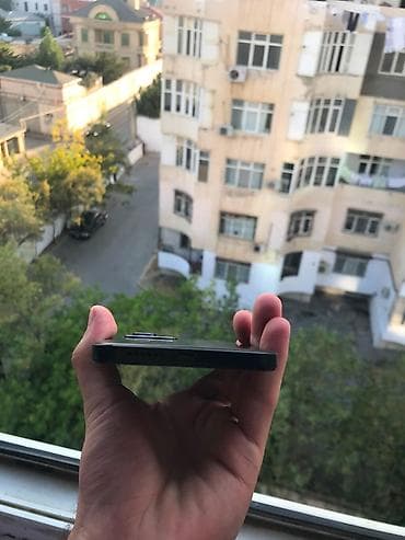 fujitsu laptop computers: Xiaomi 15, 256 GB, rəng - Qara, 
 İki sim kartlı — 3