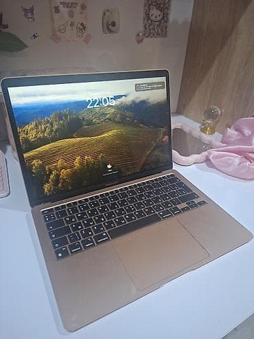 Apple MacBook, 13.3 ", Apple M1, 256 GB — 4